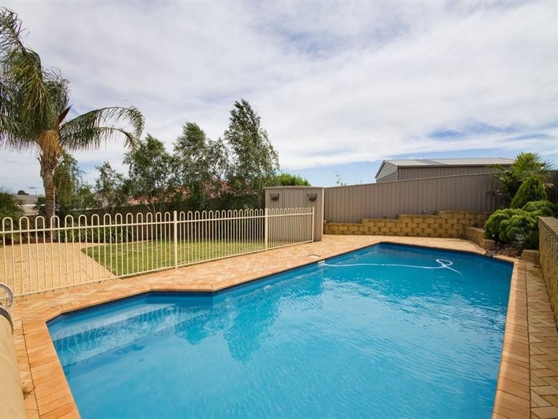 16 Blight Crescent, Hillbank SA 5112