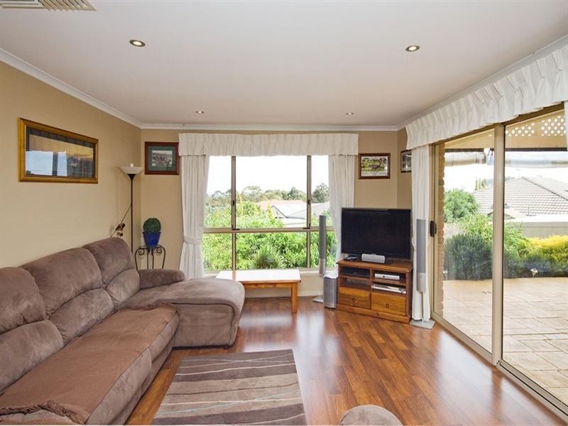 16 Blight Crescent, Hillbank SA 5112