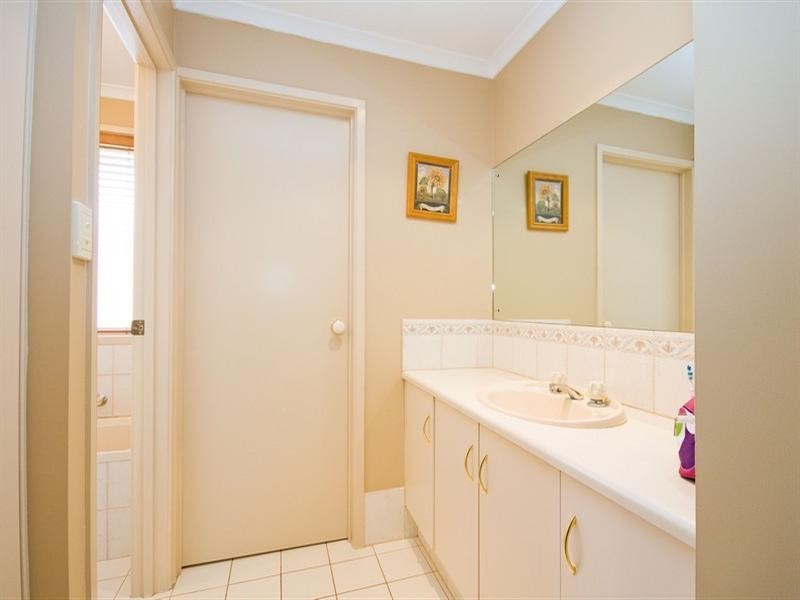 16 Blight Crescent, Hillbank SA 5112