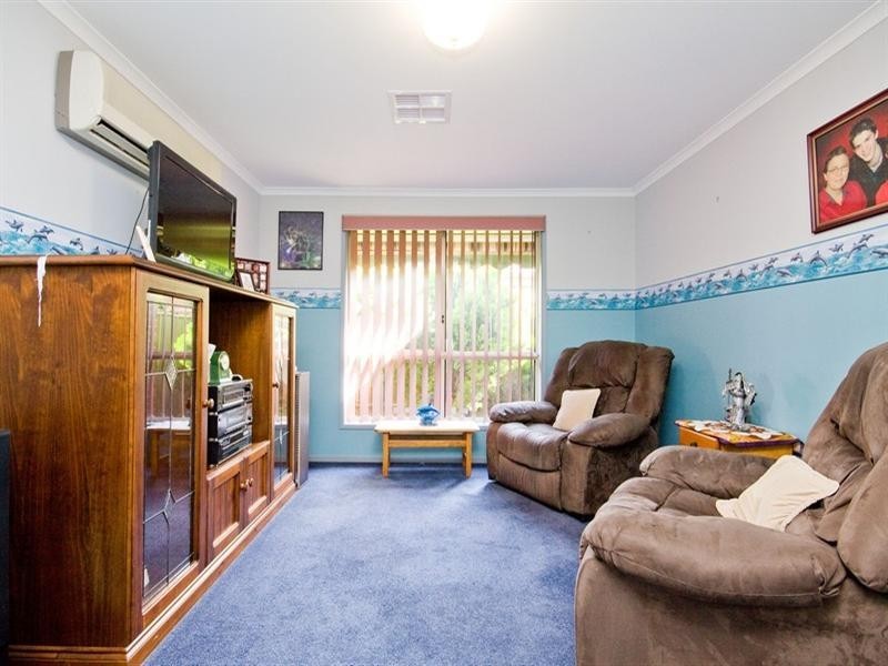 55 President Avenue, Andrews Farm SA 5114