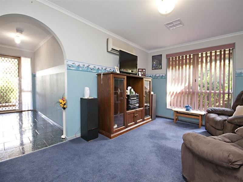 55 President Avenue, Andrews Farm SA 5114