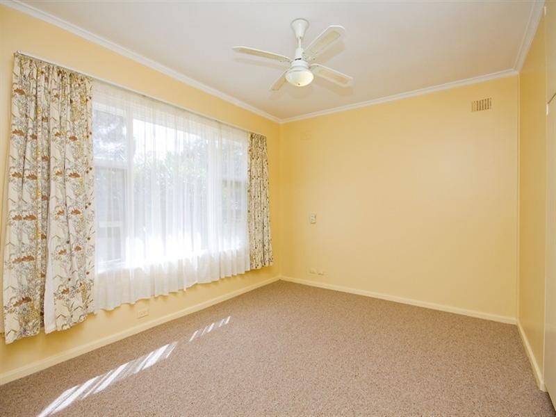 5 Jacaranda Drive, Salisbury East SA 5109