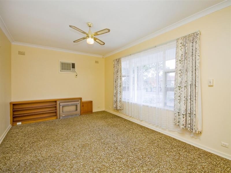 5 Jacaranda Drive, Salisbury East SA 5109