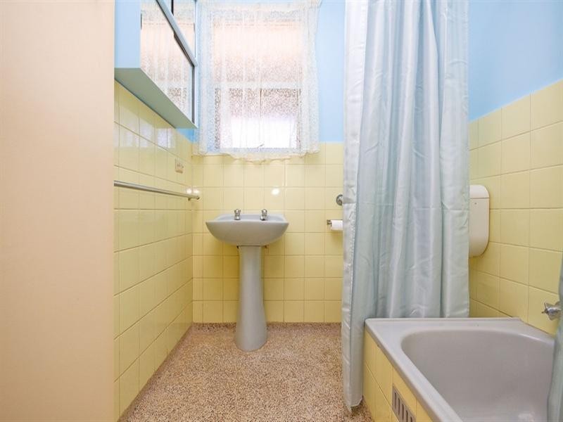 5 Jacaranda Drive, Salisbury East SA 5109