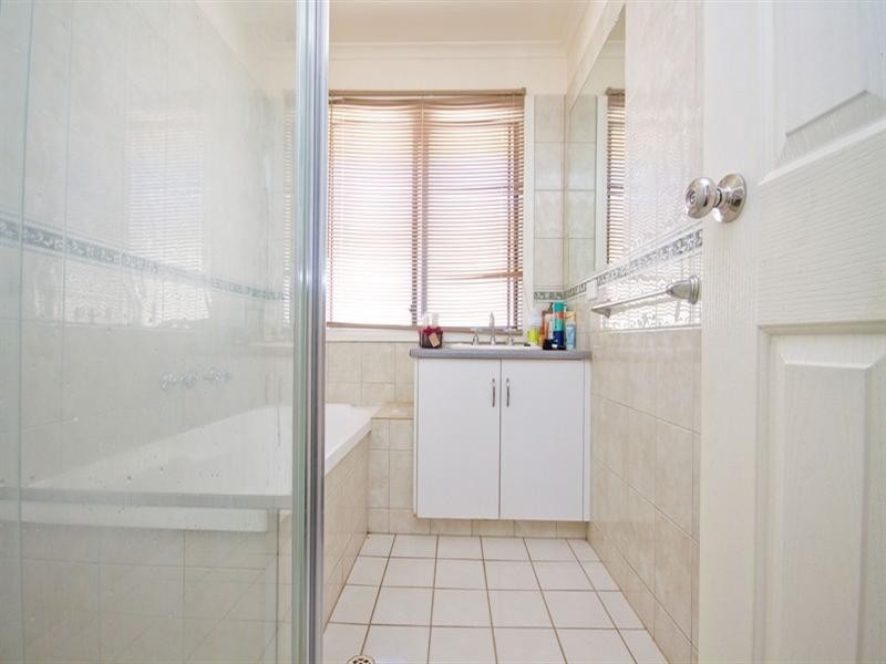 12 Moulds Crescent, Smithfield SA 5114