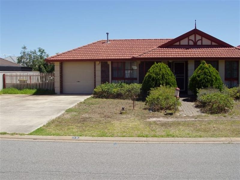 13 Hilditch Drive, Green Fields SA 5107