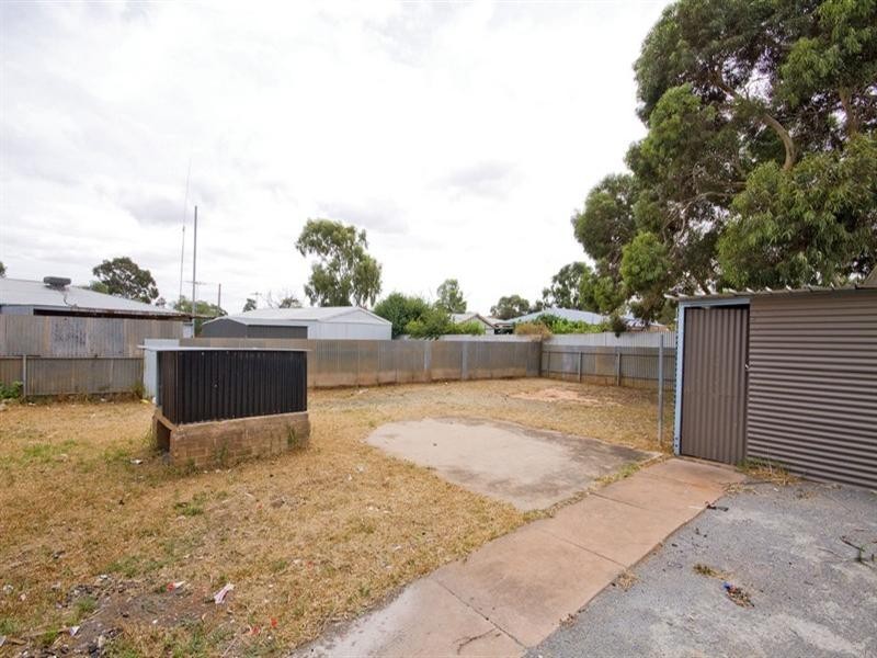 17 Stone Road, Elizabeth Downs SA 5113