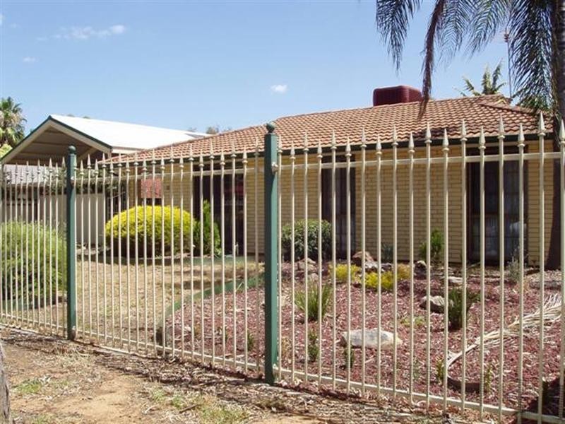 13 Townsend Avenue, Parafield Gardens SA 5107