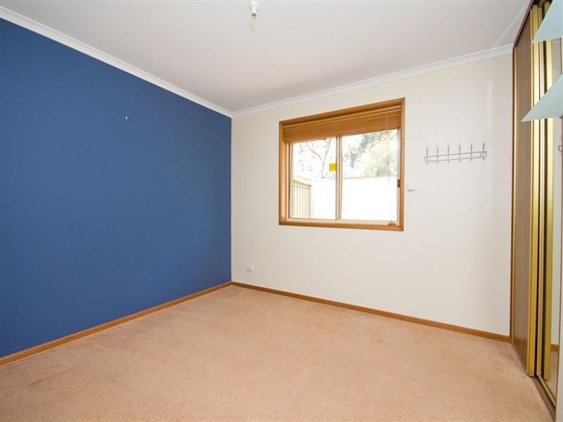 27 Kosmina Crescent, Hillbank SA 5112