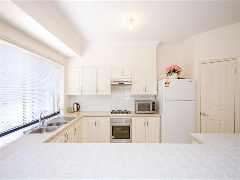 4 Carmine Court, Parafield Gardens SA 5107