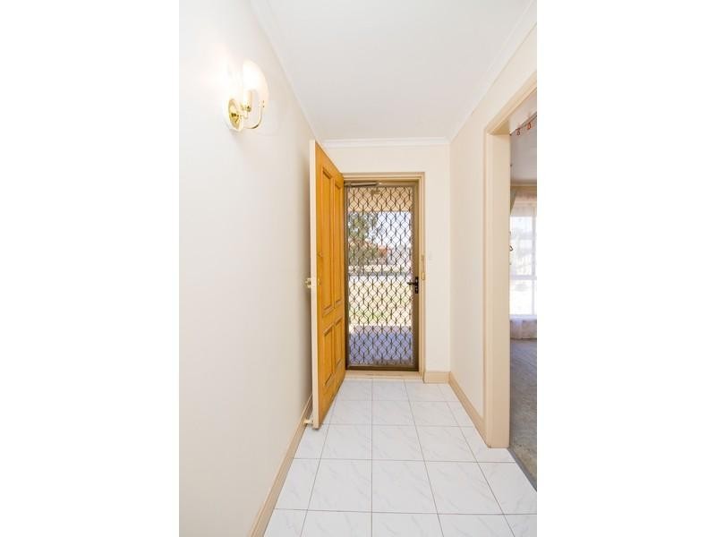 12 Dash Avenue, Burton SA 5110