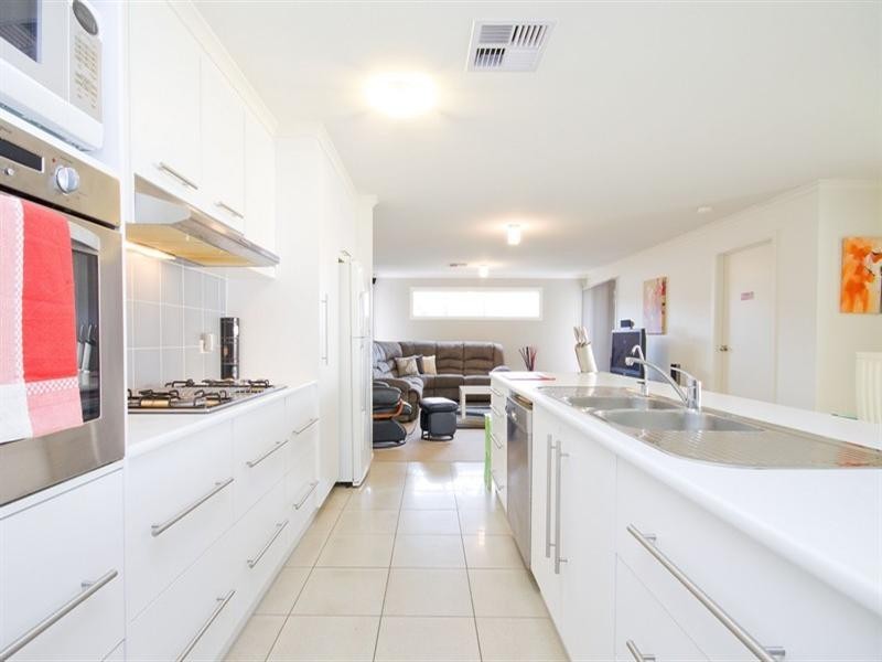 7 Madeline Court, Burton SA 5110