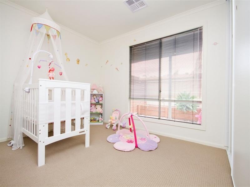 7 Madeline Court, Burton SA 5110