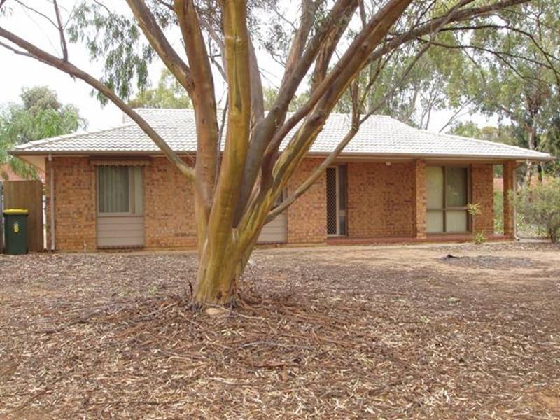 9 Surrey Court, Salisbury Park SA 5109