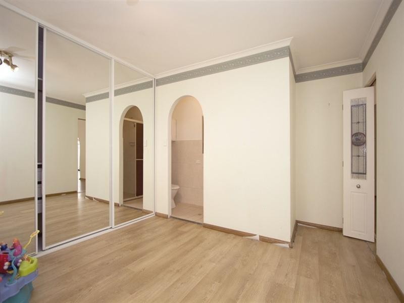 11 Warming Street, Parafield Gardens SA 5107