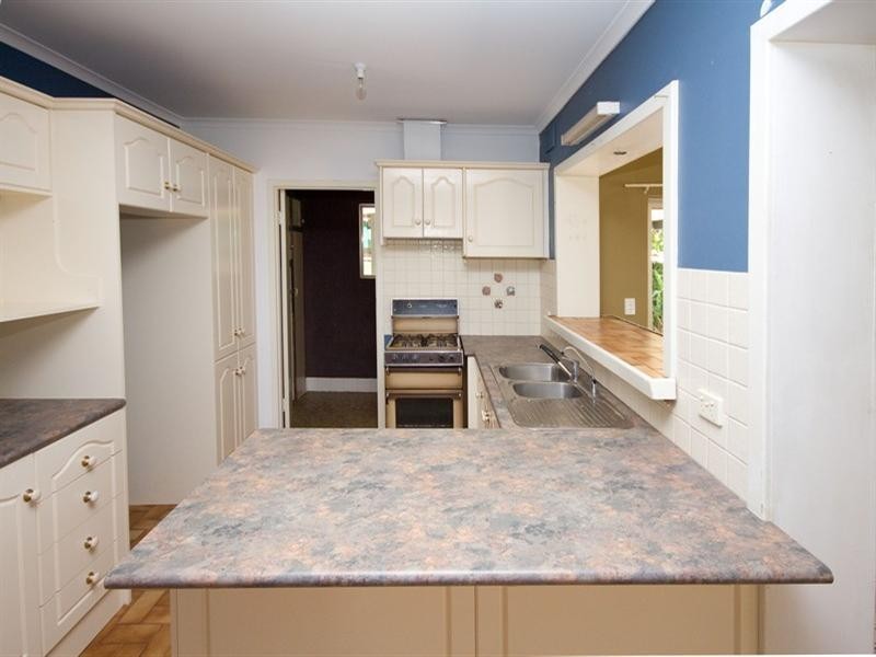 7 Antrim Street, Salisbury Downs SA 5108