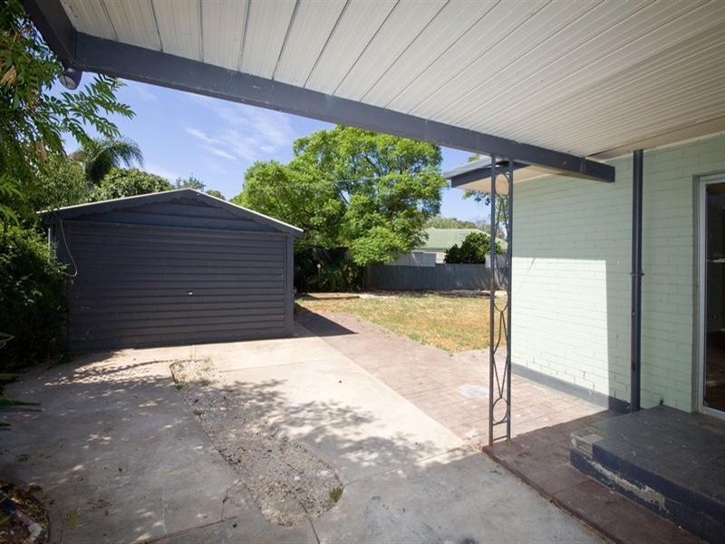 7 Antrim Street, Salisbury Downs SA 5108