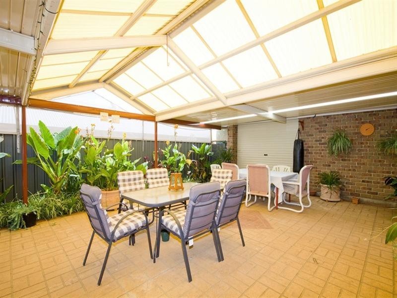 33 Radiata Grove, Salisbury Heights SA 5109