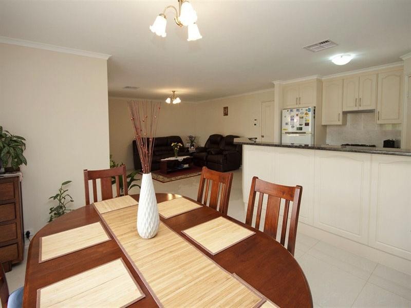 46 Janine Drive, Burton SA 5110