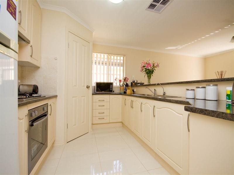 46 Janine Drive, Burton SA 5110