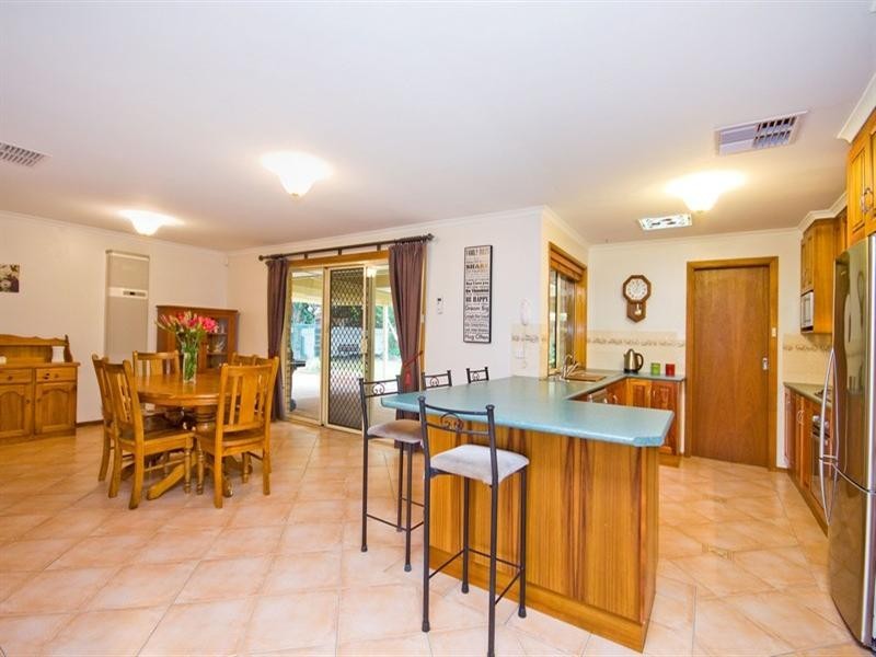 17 Italia Street, Hope Valley SA 5090