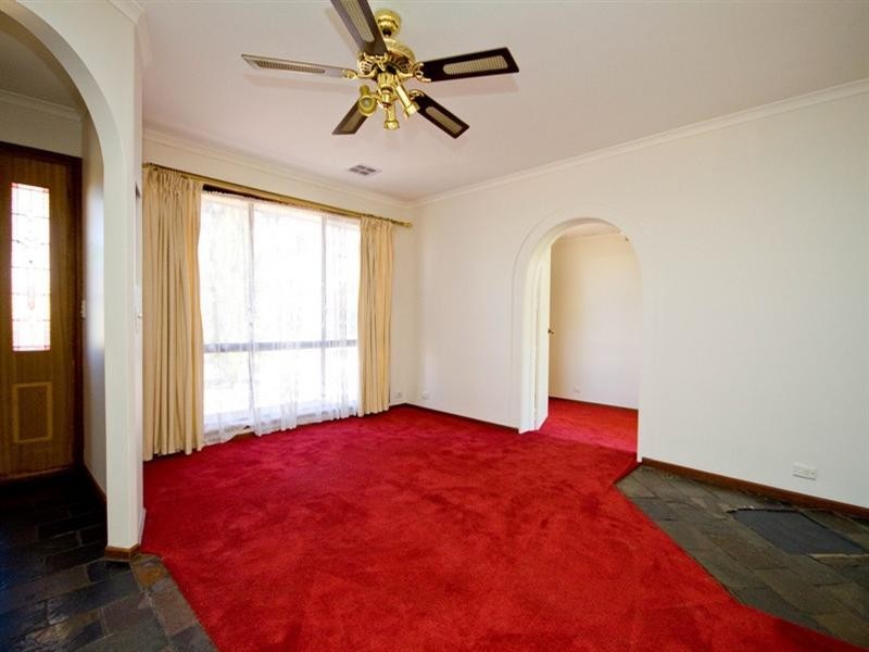 8 Redford Court, Paralowie SA 5108