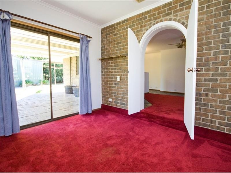 8 Redford Court, Paralowie SA 5108