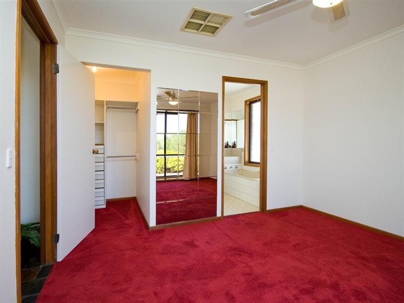 8 Redford Court, Paralowie SA 5108