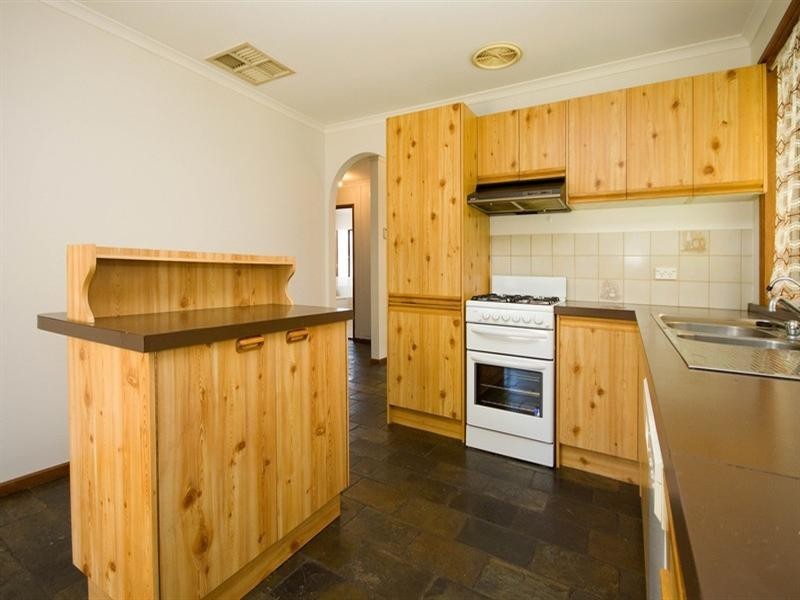 8 Redford Court, Paralowie SA 5108