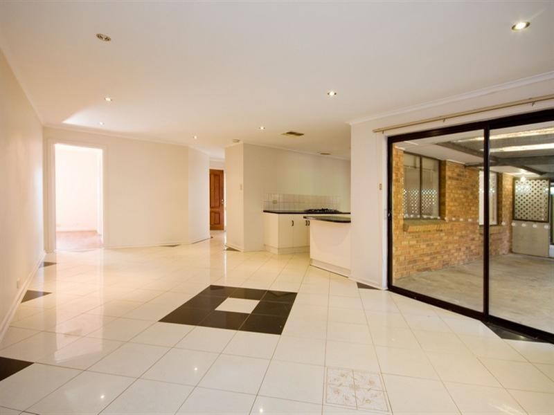 1 Bartlett Avenue, Paralowie SA 5108