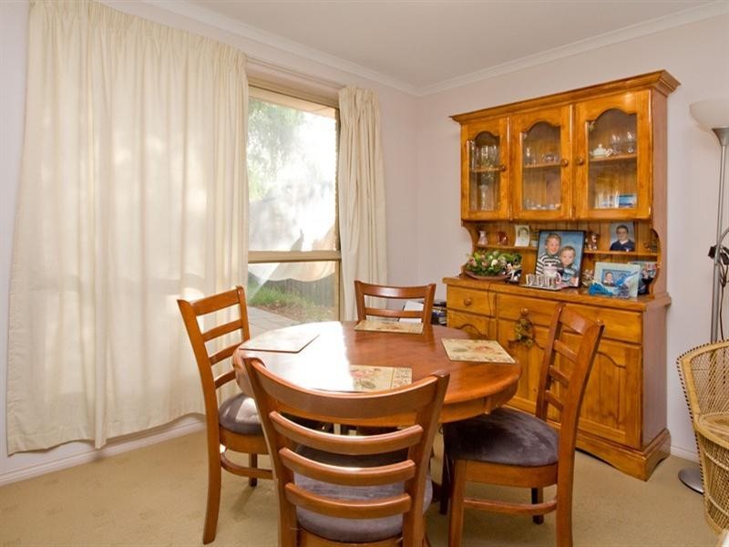 2/77 Kings Road, Salisbury Downs SA 5108