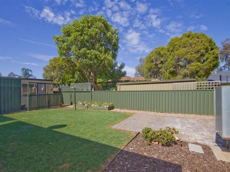 13 McInnis Avenue, Burton SA 5110