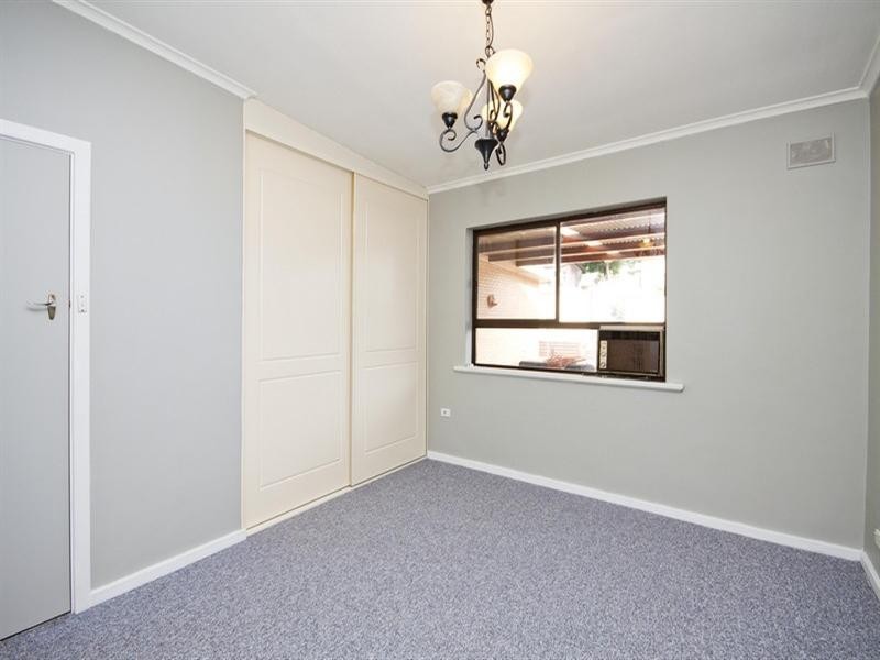 29 Cynthia Street, Para Hills SA 5096