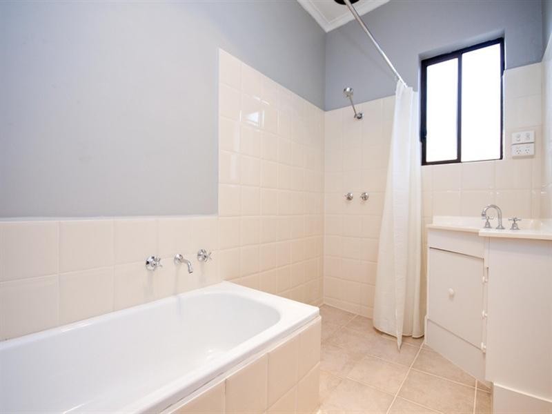 29 Cynthia Street, Para Hills SA 5096