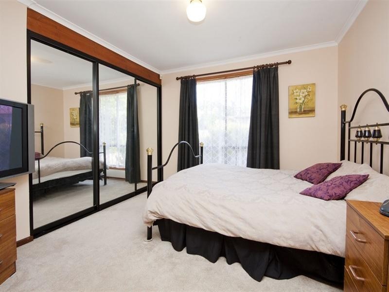 4 Kareda Court, Hillbank SA 5112