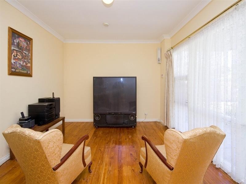 24 Williamson Road, Para Hills SA 5096