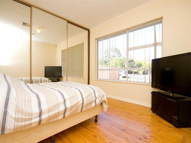 24 Williamson Road, Para Hills SA 5096