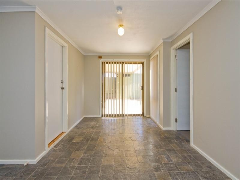 24 Williamson Road, Para Hills SA 5096