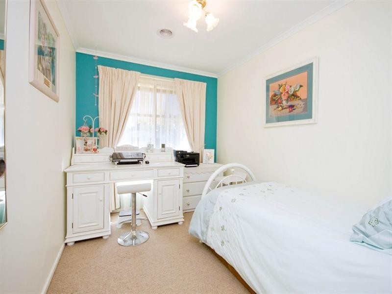 16 St Ives Court, Blakeview SA 5114