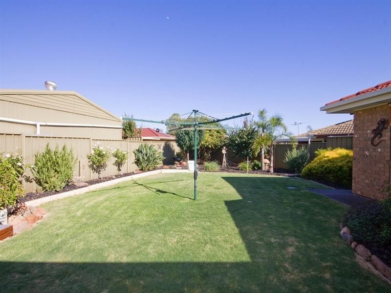 16 St Ives Court, Blakeview SA 5114