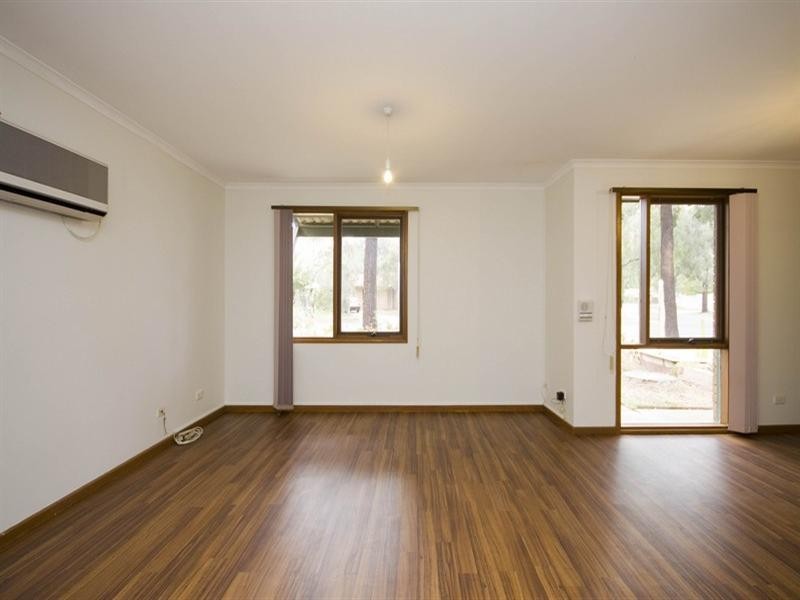 84 Amsterdam Crescent, Salisbury Downs SA 5108