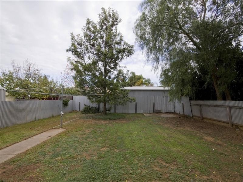 84 Amsterdam Crescent, Salisbury Downs SA 5108