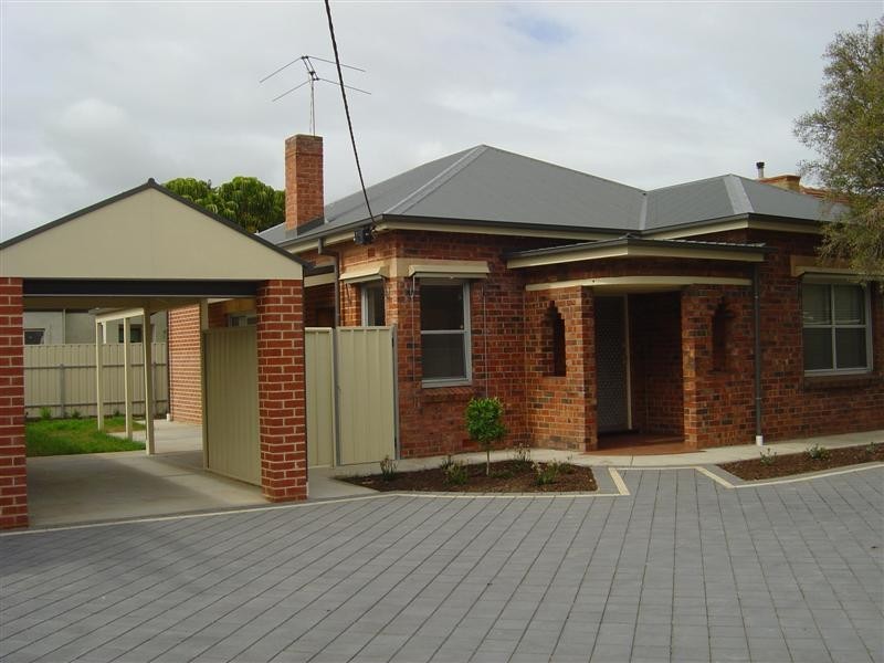 363 Tapleys Hill Road, Seaton SA 5023