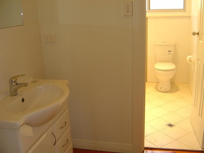 363 Tapleys Hill Road, Seaton SA 5023