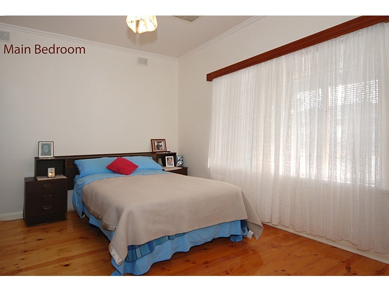 10 Gertrude Street, Taperoo SA 5017