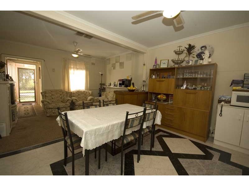 30 Stakes Crescent, Elizabeth Downs SA 5113