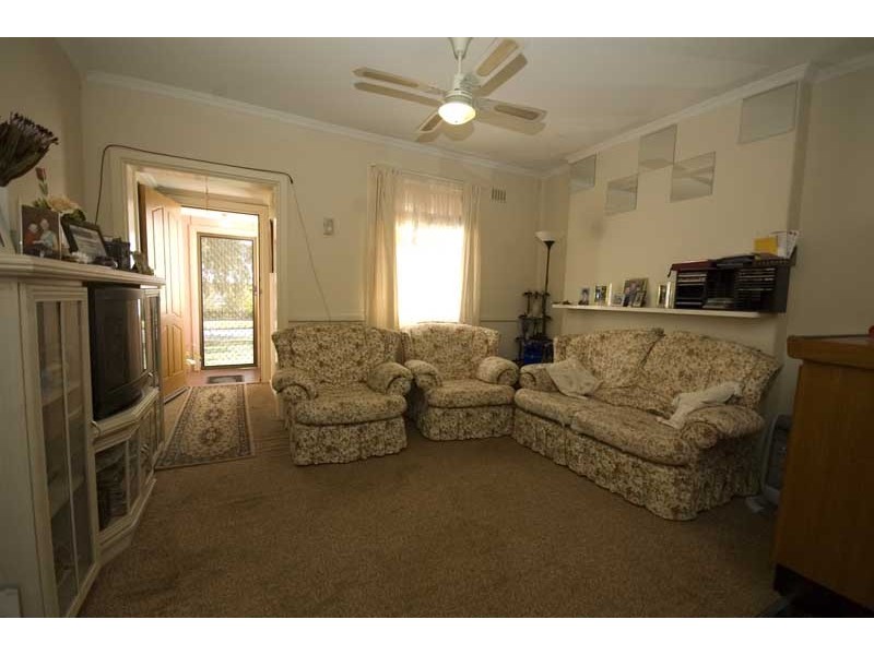 30 Stakes Crescent, Elizabeth Downs SA 5113