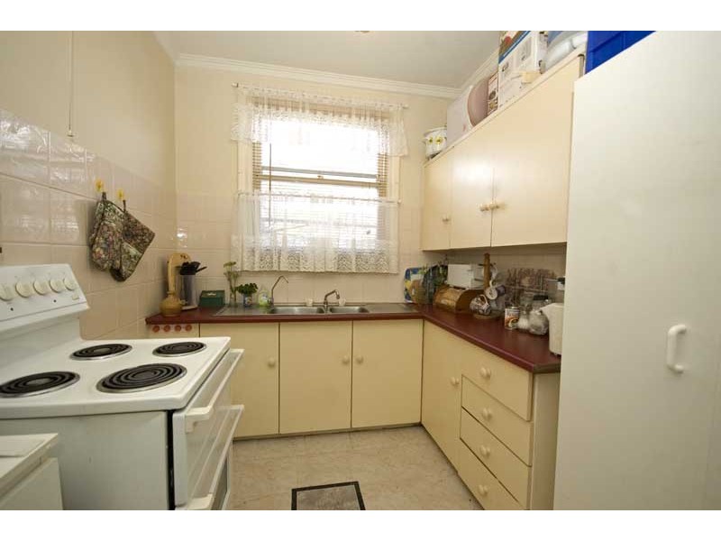 30 Stakes Crescent, Elizabeth Downs SA 5113