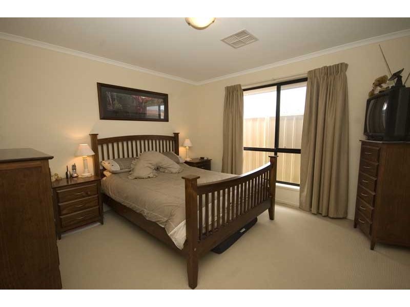 16A Stevens Street, Seaton SA 5023