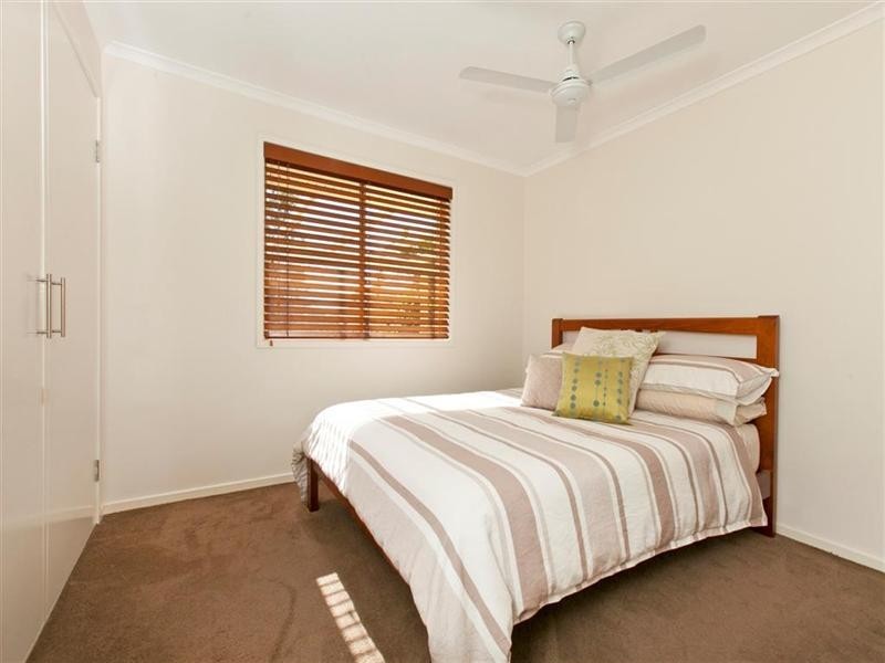 11 Keel Street, Birkdale QLD 4159